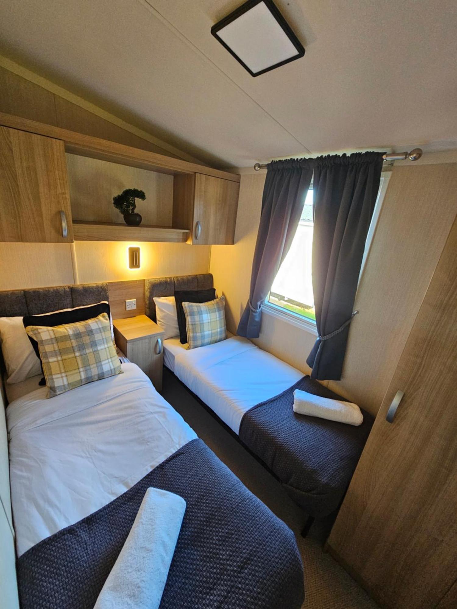 Beautiful Caravan Near Edinburgh Nr 14 Port Seton エクステリア 写真